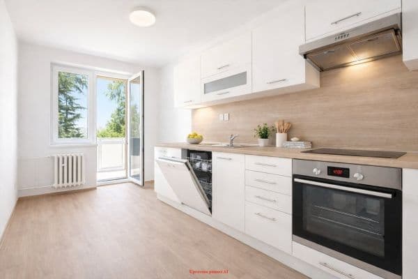 Pronájem bytu 3+1 70 m², Dukelská, Havířov-Šumbark Pronájem bytu 3+1 70 m², Dukelská, Havířov-Šumbark