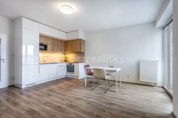 Pronájem bytu 2+kk 52 m², Jaroslava Holečka, Kladno Pronájem bytu 2+kk 52 m², Jaroslava Holečka, Kladno