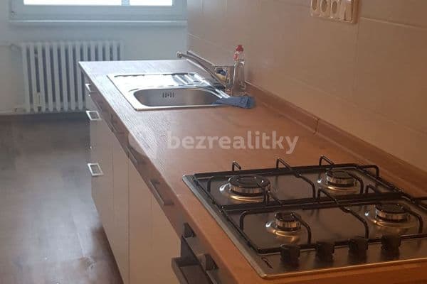 Pronájem bytu 1+1 55 m², Komenského náměstí, Říčany Pronájem bytu 1+1 55 m², Komenského náměstí, Říčany