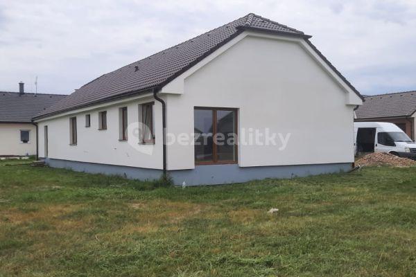 Prodej domu 185 m², pozemek 1.499 m², Na Kopečku, Běrunice