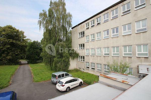 Prodej nebytového prostoru 3.800 m², Gustawa Morcinka, 
