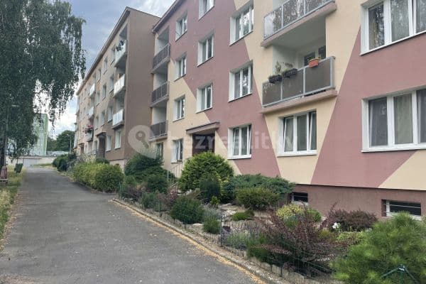 Pronájem bytu 1+1 35 m², Studentská, Jirkov Pronájem bytu 1+1 35 m², Studentská, Jirkov