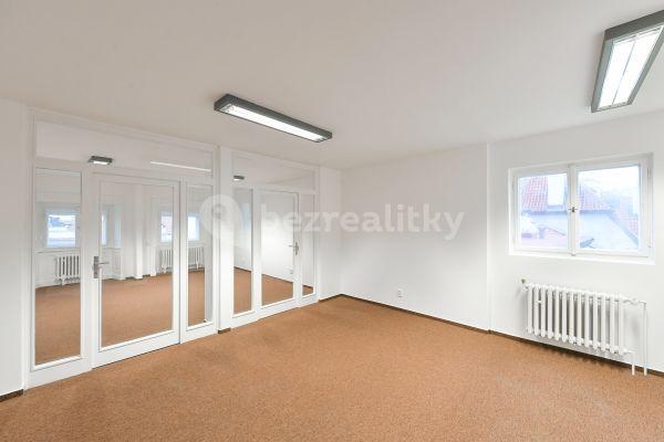 Pronájem kanceláře 123 m², Malostranské náměstí, Hlavní město Praha