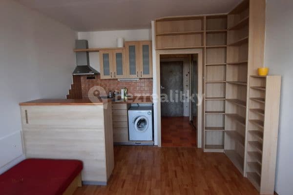 Pronájem bytu Garsoniéra 28 m², Jabloňová, Praha Pronájem bytu Garsoniéra 28 m², Jabloňová, Praha