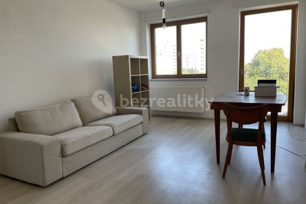 Pronájem bytu 2+kk 63 m², Tovární, Čelákovice Pronájem bytu 2+kk 63 m², Tovární, Čelákovice