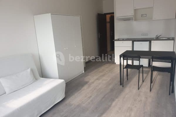 Pronájem bytu 1+kk 26 m², Vítové, Praha Pronájem bytu 1+kk 26 m², Vítové, Praha