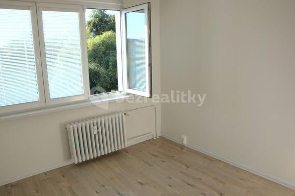Prodej bytu 2+1 53 m², Nádražní, Šternberk