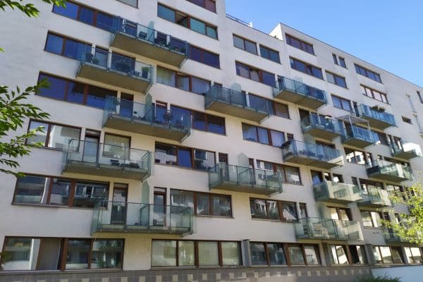 Pronájem bytu 1+kk 39 m², U Měšťanského pivovaru, Praha Pronájem bytu 1+kk 39 m², U Měšťanského pivovaru, Praha