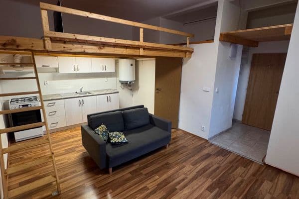 Pronájem bytu 1+kk 27 m², Kralická, Praha Pronájem bytu 1+kk 27 m², Kralická, Praha