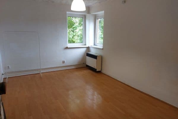 Pronájem bytu Garsoniéra 24 m², Mezníkova, Brno Pronájem bytu Garsoniéra 24 m², Mezníkova, Brno