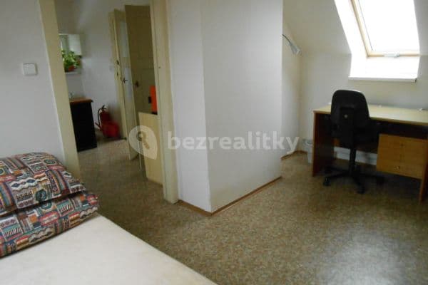 Pronájem bytu 2+kk 40 m², Roztylské sady, Praha Pronájem bytu 2+kk 40 m², Roztylské sady, Praha