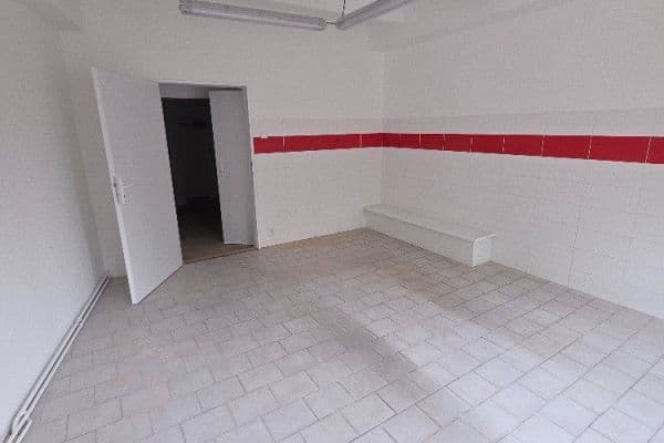 Pronájem nebytového prostoru 50 m², Hollarovo náměstí, Hlavní město Praha Pronájem nebytového prostoru 50 m², Hollarovo náměstí, Hlavní město Praha