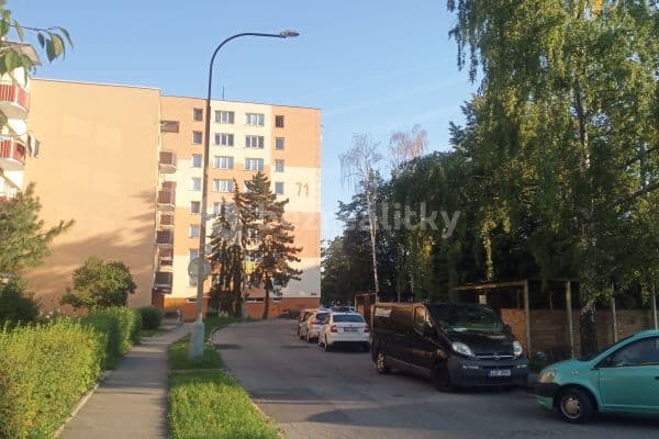 Pronájem bytu 3+1 68 m², J. Opletala, České Budějovice Pronájem bytu 3+1 68 m², J. Opletala, České Budějovice