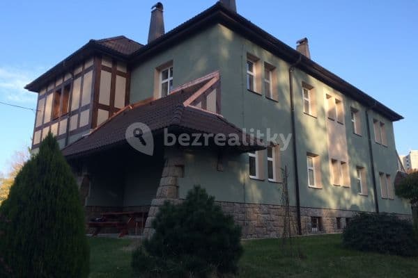 Pronájem bytu 1+1 45 m², Svatoplukova, Liberec, Liberecký kraj Pronájem bytu 1+1 45 m², Svatoplukova, Liberec, Liberecký kraj