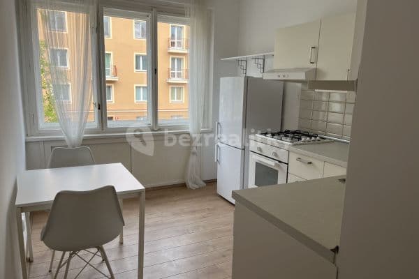 Pronájem bytu 1+1 40 m², Kladenská, Hlavní město Praha Pronájem bytu 1+1 40 m², Kladenská, Hlavní město Praha
