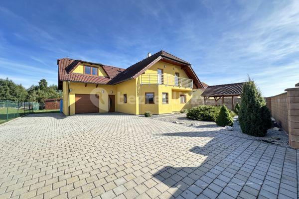 Prodej domu 168 m², pozemek 1.923 m², Holkovská, 