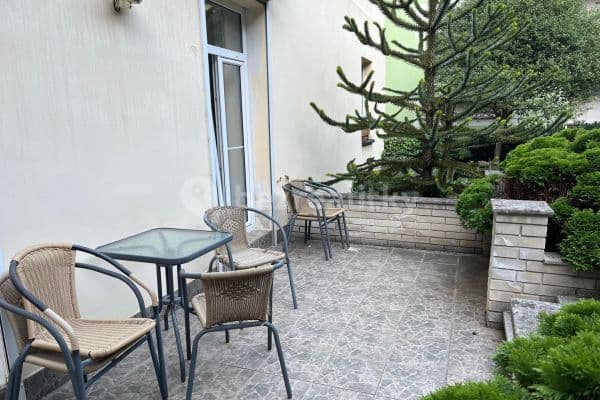 Pronájem bytu 80 m², Cetyňská, Hlavní město Praha Pronájem bytu 80 m², Cetyňská, Hlavní město Praha