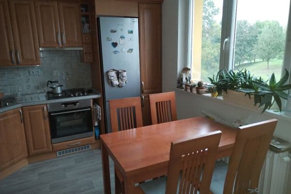 Prodej bytu 2+1 60 m², Ahepjukova, Ostrava Prodej bytu 2+1 60 m², Ahepjukova, Ostrava