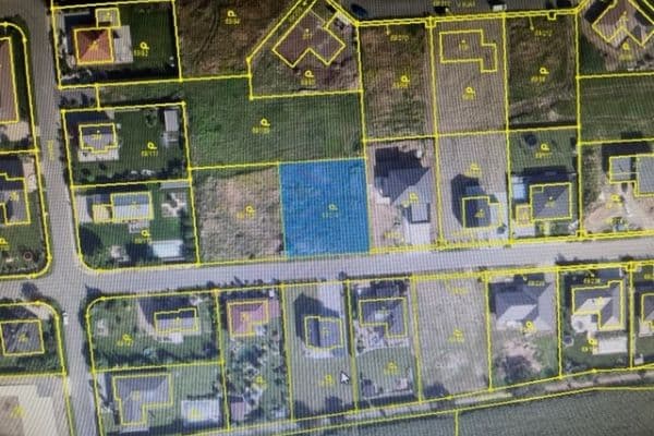 Prodej pozemku 1.016 m², Třešňová, Křenice Prodej pozemku 1.016 m², Třešňová, Křenice