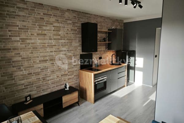 Pronájem bytu 2+kk 33 m², Turnovská, Praha Pronájem bytu 2+kk 33 m², Turnovská, Praha
