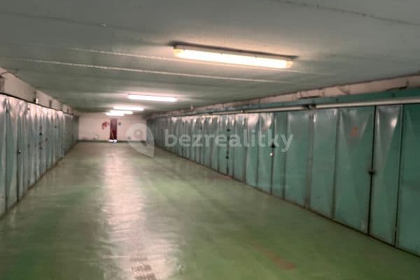 Pronájem garáže 19 m², Písečná, Hlavní město Praha Pronájem garáže 19 m², Písečná, Hlavní město Praha