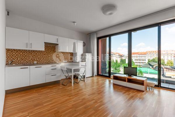 Pronájem bytu 1+kk 34 m², Korunní, Hlavní město Praha