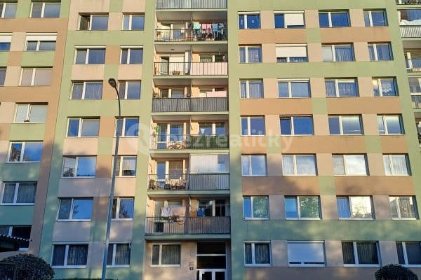 Pronájem bytu 3+kk 70 m², Jažlovická, Praha Pronájem bytu 3+kk 70 m², Jažlovická, Praha