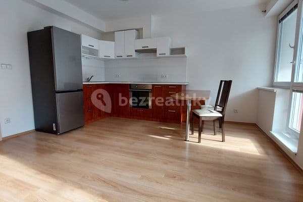 Pronájem bytu 1+kk 35 m², Zelinova, Zlín, Zlínský kraj Pronájem bytu 1+kk 35 m², Zelinova, Zlín, Zlínský kraj