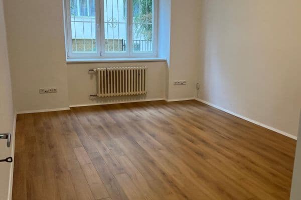 Pronájem bytu 2+kk 46 m², Terronská, Praha Pronájem bytu 2+kk 46 m², Terronská, Praha