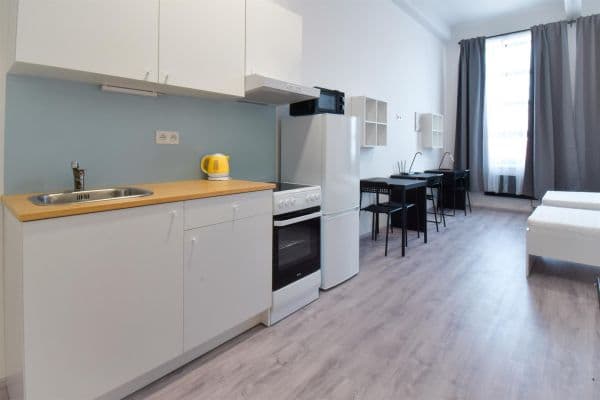Pronájem bytu 1+kk 28 m², Hybešova, Brno Pronájem bytu 1+kk 28 m², Hybešova, Brno