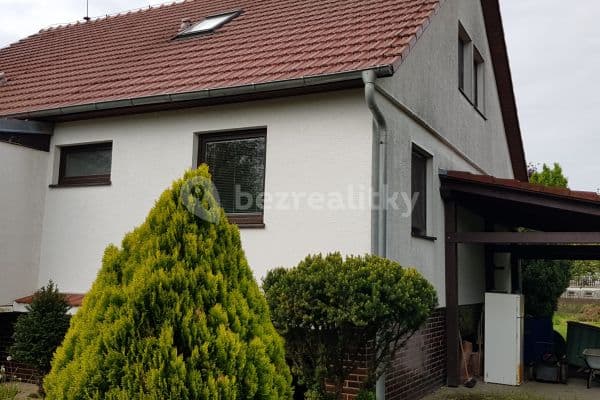 Prodej domu 276 m², pozemek 1.052 m², Na Křtině, Hlavní město Praha