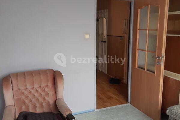 Prodej bytu 3+1 70 m², Zárybská, Hlavní město Praha
