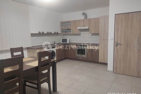 Pronájem bytu 3+kk 70 m², Luže Pronájem bytu 3+kk 70 m², Luže
