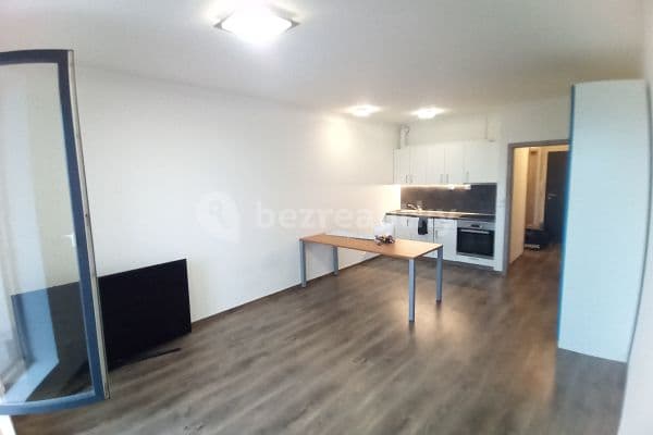 Pronájem bytu 2+kk 56 m², Ve Stromovce, Hradec Králové Pronájem bytu 2+kk 56 m², Ve Stromovce, Hradec Králové