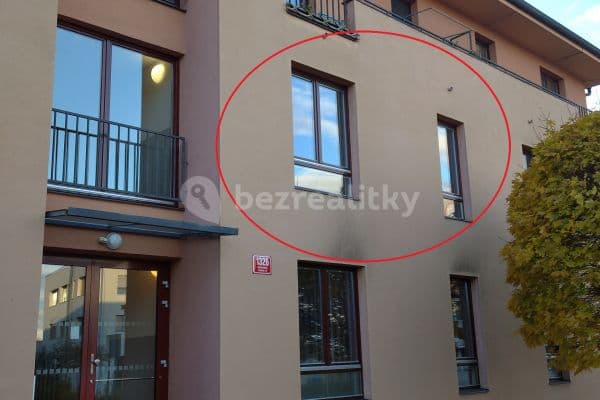 Pronájem bytu 2+kk 42 m², Rotavská, Praha Pronájem bytu 2+kk 42 m², Rotavská, Praha