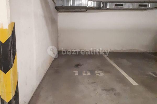 Pronájem garáže 12 m², Záběhlická, Hlavní město Praha