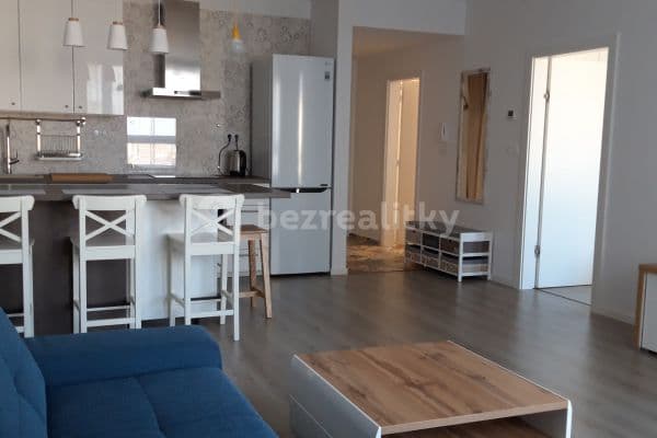 Pronájem bytu 2+1 62 m², Plynárenská, Bratislava Pronájem bytu 2+1 62 m², Plynárenská, Bratislava