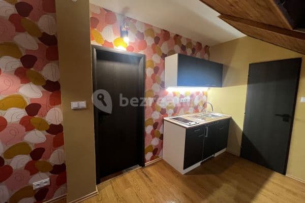 Pronájem bytu Garsoniéra 19 m², Pod Kotlářkou, Praha Pronájem bytu Garsoniéra 19 m², Pod Kotlářkou, Praha