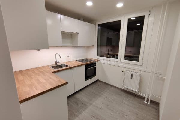 Pronájem bytu 2+1 63 m², Benešovská, Kladno Pronájem bytu 2+1 63 m², Benešovská, Kladno