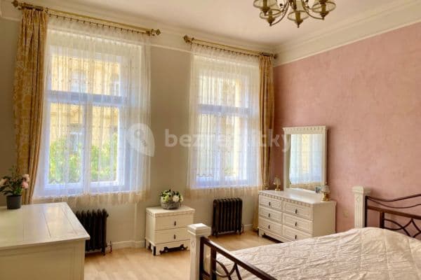 Pronájem bytu 2+kk 56 m², Chodská, Praha Pronájem bytu 2+kk 56 m², Chodská, Praha
