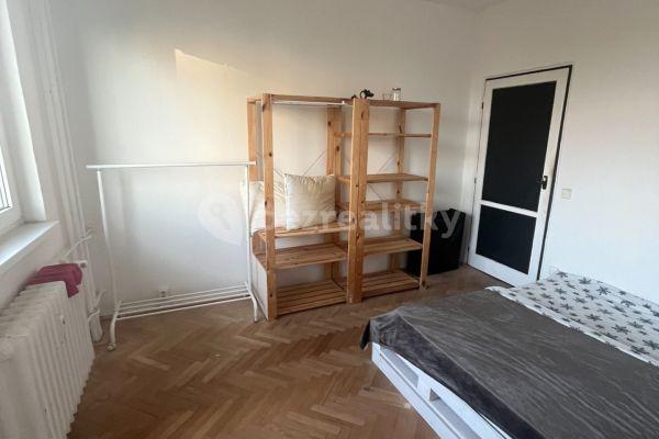Pronájem bytu 3+1 17 m², Bieblova, Brno