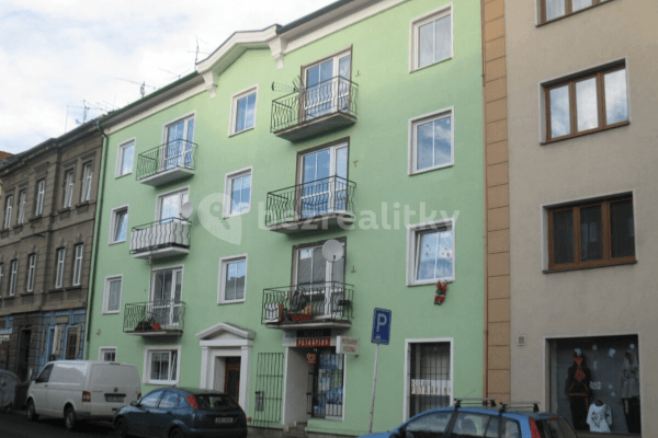 Pronájem bytu 3+kk 70 m², Školní, Chomutov Pronájem bytu 3+kk 70 m², Školní, Chomutov