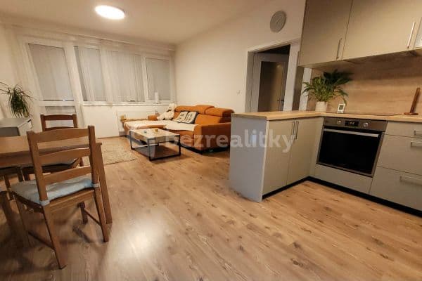 Pronájem bytu 3+kk 81 m², T. G. Masaryka, Horoměřice Pronájem bytu 3+kk 81 m², T. G. Masaryka, Horoměřice