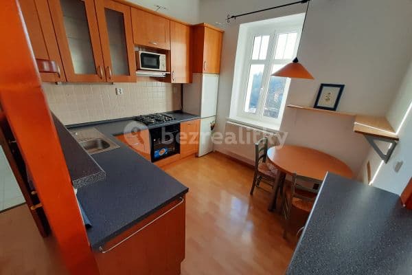 Pronájem bytu 2+1 60 m², Krajkářská, Aš