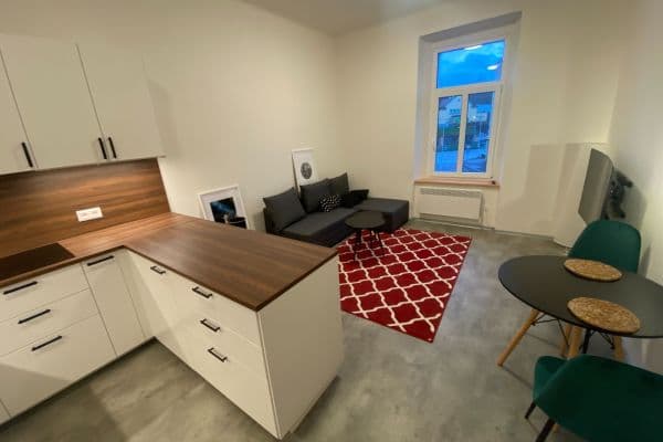 Pronájem bytu 3+kk 76 m², Spojovací, Praha Pronájem bytu 3+kk 76 m², Spojovací, Praha