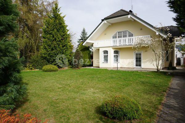 Prodej domu 189 m², pozemek 1.112 m², Doksy