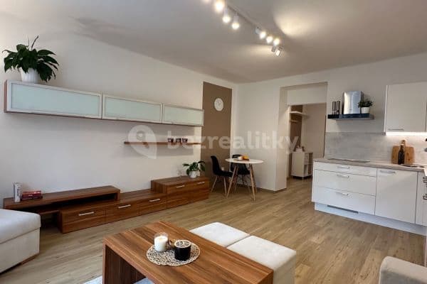 Pronájem bytu 2+kk 42 m², Legionářů, Příbram Pronájem bytu 2+kk 42 m², Legionářů, Příbram