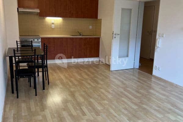 Pronájem bytu 2+kk 50 m², B. Němcové, Hostivice Pronájem bytu 2+kk 50 m², B. Němcové, Hostivice