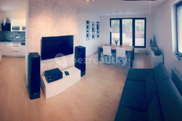 Pronájem bytu 2+kk 60 m², Na Slatince, Praha Pronájem bytu 2+kk 60 m², Na Slatince, Praha