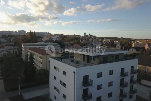 Pronájem bytu 2+kk 60 m², Čechova, Kladno Pronájem bytu 2+kk 60 m², Čechova, Kladno